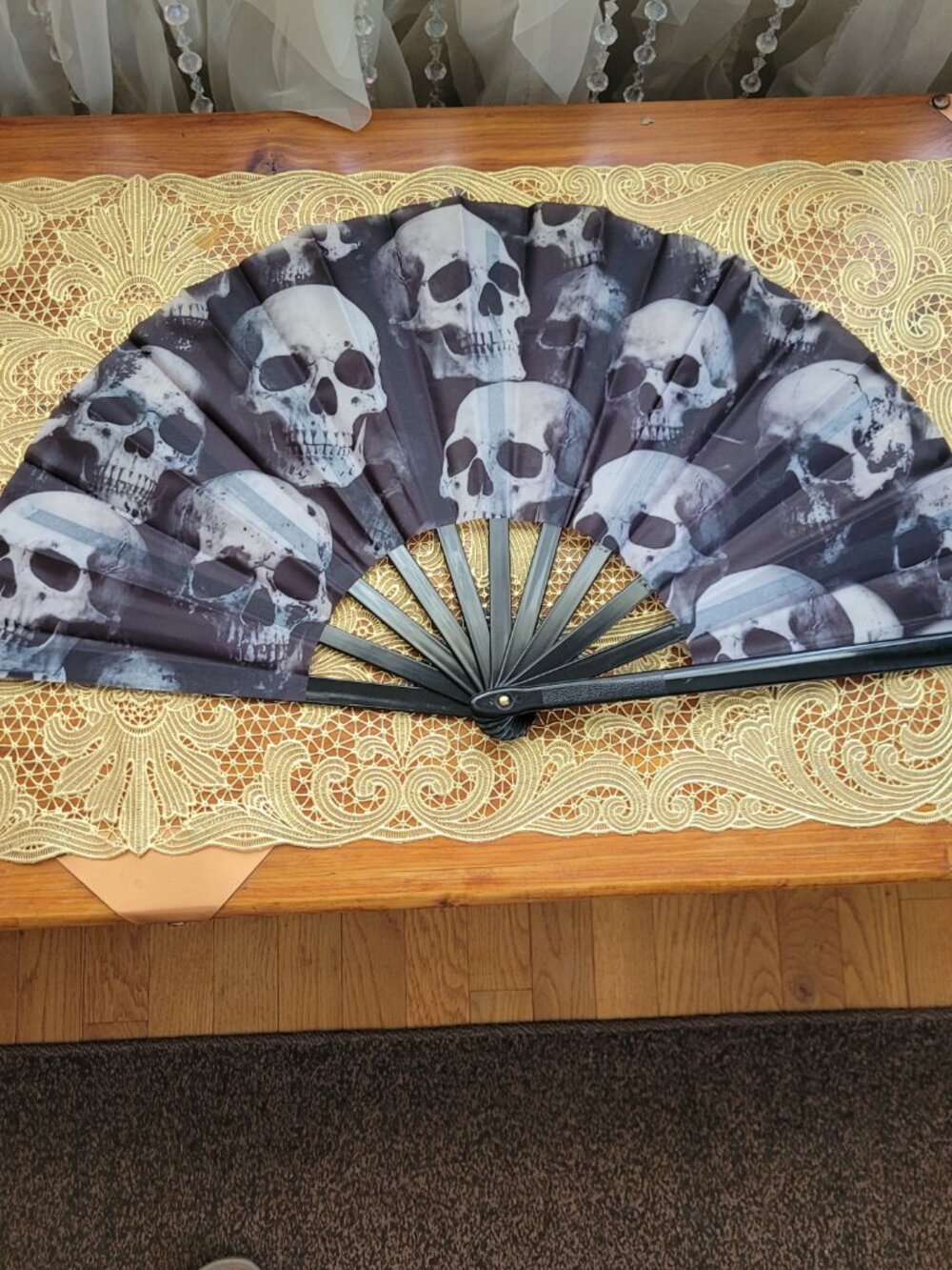 HW124-New Skull Hand Fan 13"x24.6"